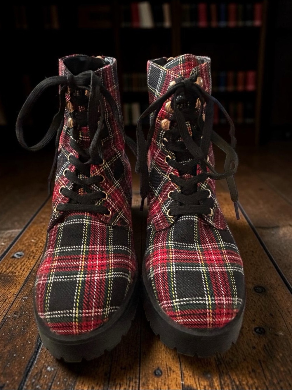 Bamboo Plaid Tartan Combat Boots Size 7 Lace Up Gold Zip Punk Grunge